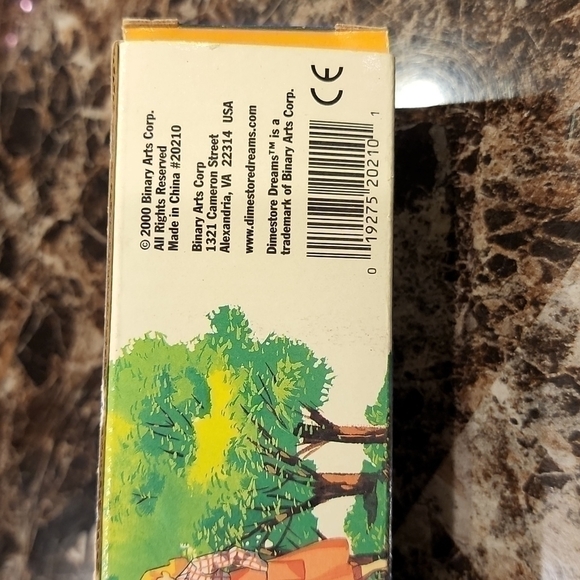 DIMESTORE DREAMS DELUXE PLASTIC 1:43 CONVERTIBLE WITH SPEEDBOAT & TRAILER nos - Picture 11 of 11